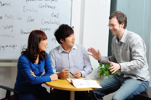 成人高考外語考試技巧有哪些？報考條件是怎樣的